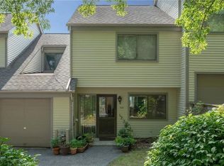 102 Hunters Run, Dobbs Ferry, NY 10522