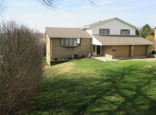 127 McGregor Dr, Canonsburg, PA 15317