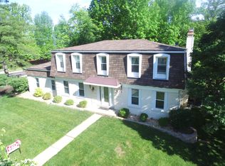 12047 Gardengate Dr, Saint Louis, MO 63146