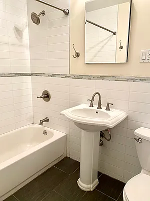 Rented by Bold New York | media 6
