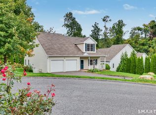 802 Sage Hill Dr #802, Oxford, CT 06478