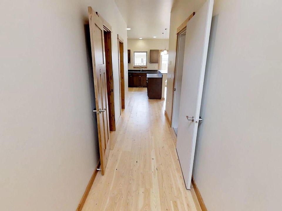 1st image of 118 Naomi Rose Ln