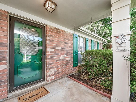 2nd image of 3310 Autumn Bridge Ln