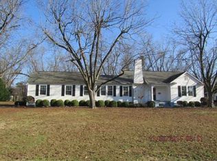 924 Thomaston St, Barnesville, GA 30204