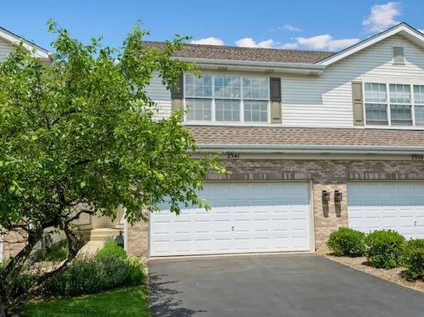 2341 Stoughton Cir Unit 2341, Aurora, IL 60502