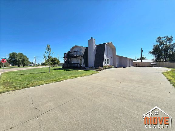 4th image of 507 E Lincoln Ave