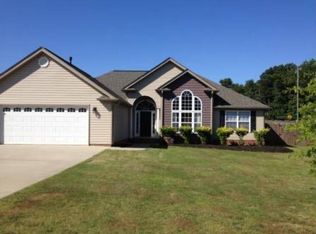 2 Summer Rose Ct, Greer, SC 29651