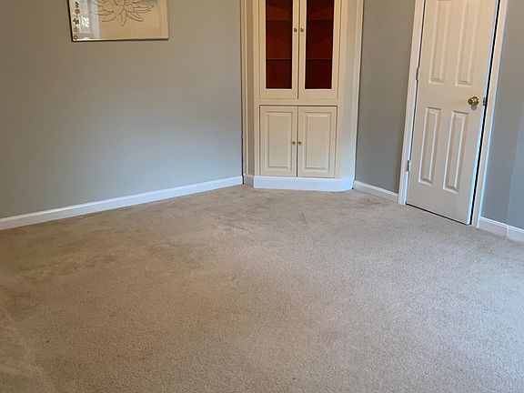 4th image of 17975 Swans Creek Ln