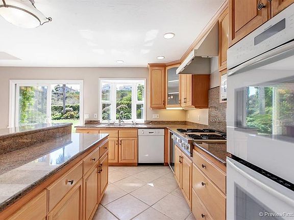 2nd image of 4916 Neblina Dr
