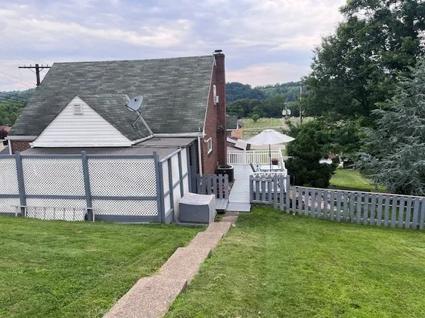 1305 Toman Ave, Clairton, PA 15025