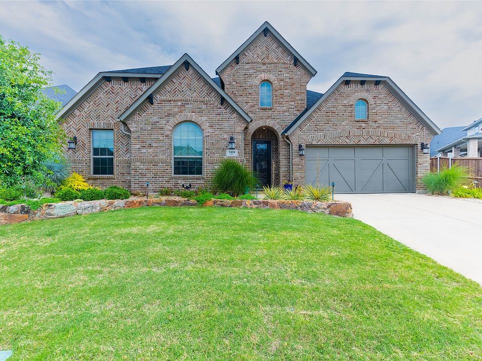 1st image of 309 Dominion Dr