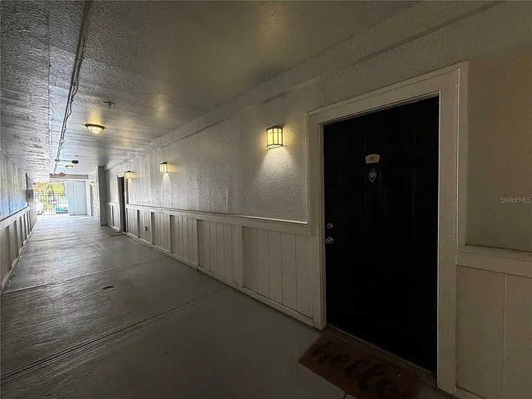 204 E South St #1053 — Photo 14