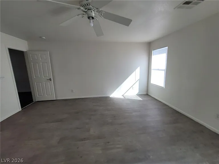 10799 Flame Vine Ct — Photo 29