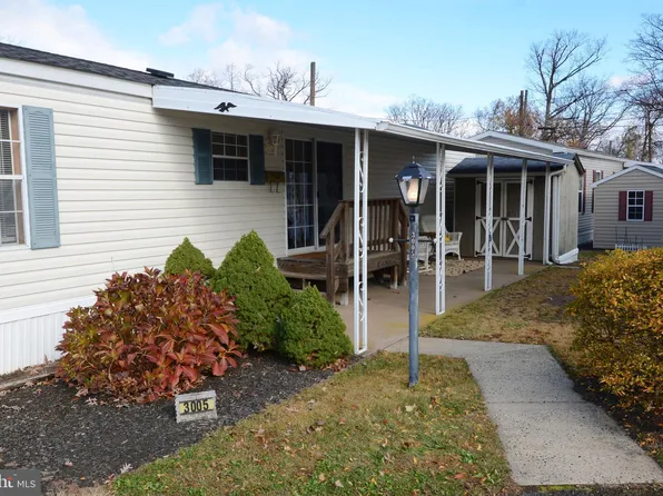 3005 Walnut Ln, Telford, PA 18969