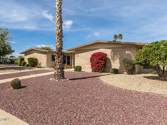 3rd image of 10426 W OCOTILLO Drive