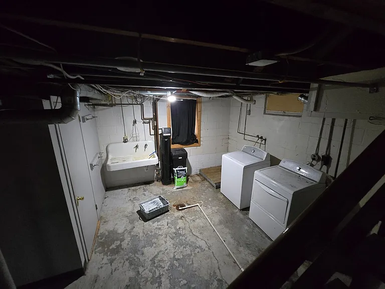 804 W Lombard St — Photo 11