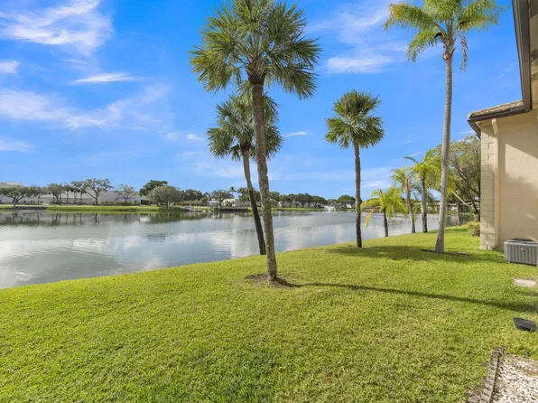 5501 Lakeside Drive #101, Margate, FL 33063