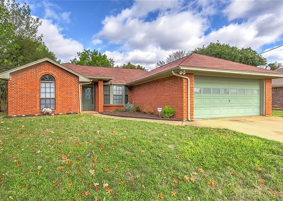 1st image of 4045 Country Meadows Cir