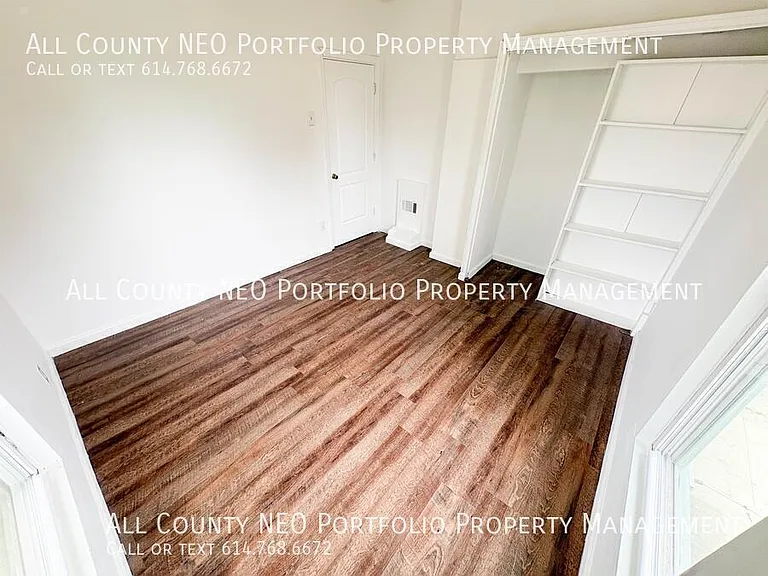1994 Floral Ave — Photo 23