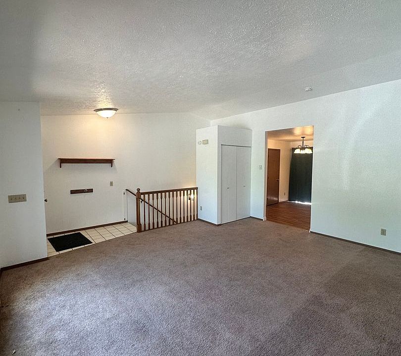 3522-3524 E Hartson - 3522-3524 E Hartson Ave Spokane WA | Zillow