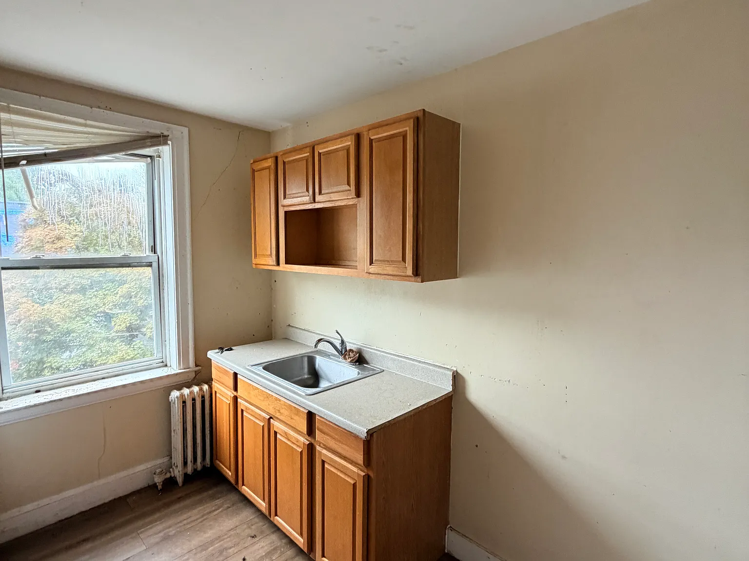 34 Hotchkiss St — Photo 4