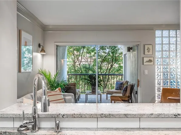 275 13th St NE APT 210, Atlanta, GA 30309