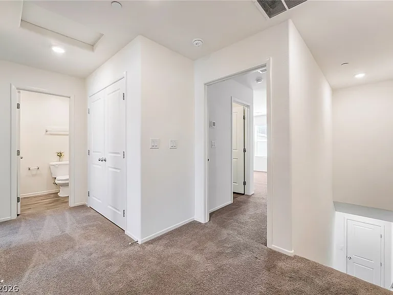 7483 Coastal Ledge St — Photo 10