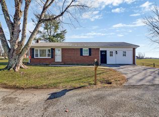 9 Templeton St, Spencer, TN 38585