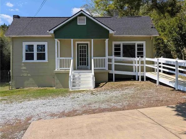 1705 Auburn Rd, Phenix City, AL 36870