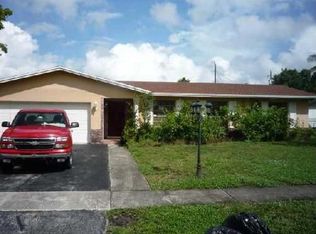 6641 Peters Rd, Plantation, FL 33317