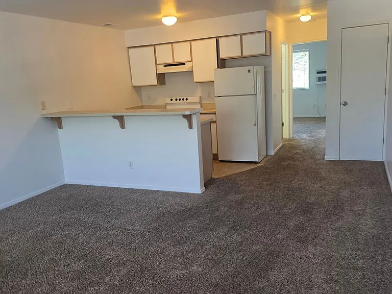 2595 Yori Ave — Photo 5
