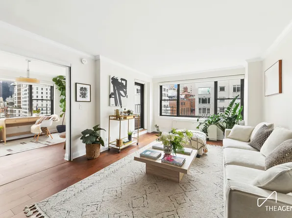 301 East 64th Street image 1 of 11
