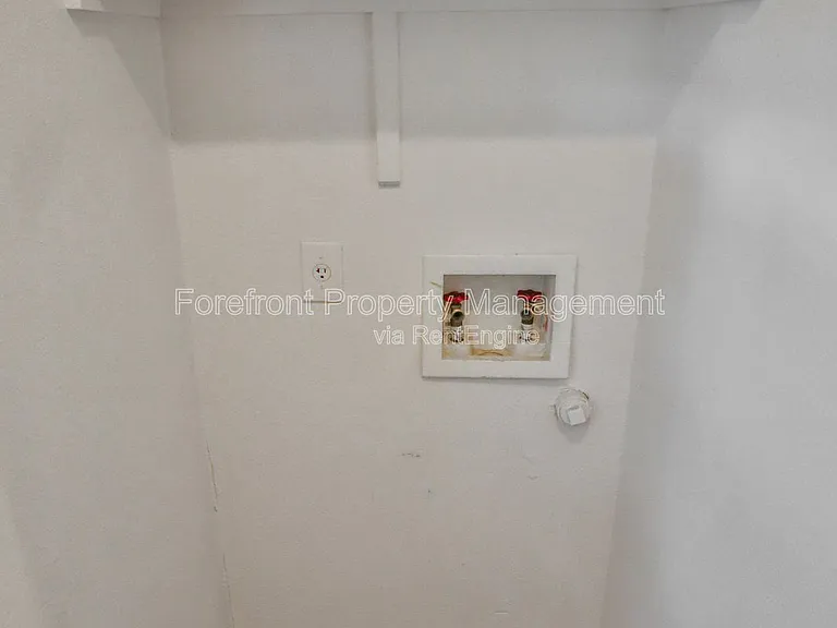 1815 Big Rock Dr — Photo 8
