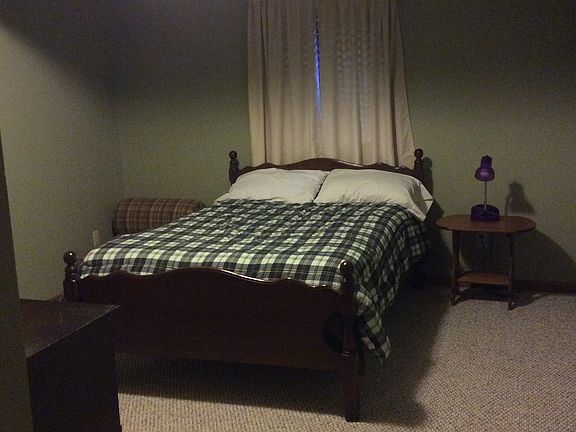 Downstairs bedroom 
