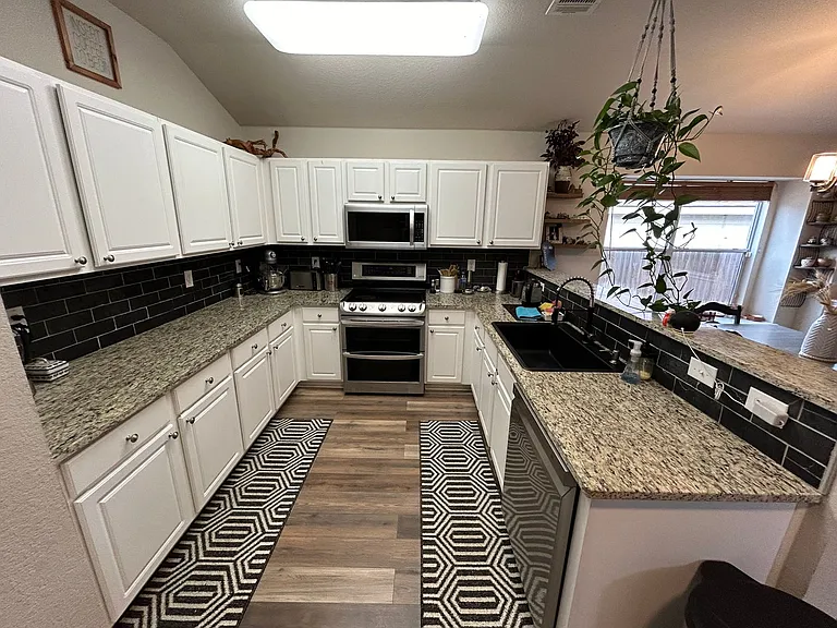 10607 Timber Country — Photo 8