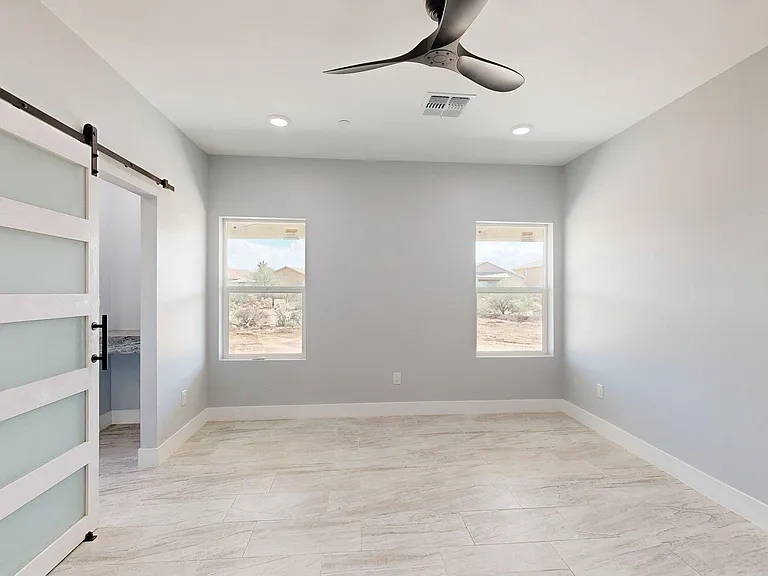7095 W Los Reales Rd — Photo 20
