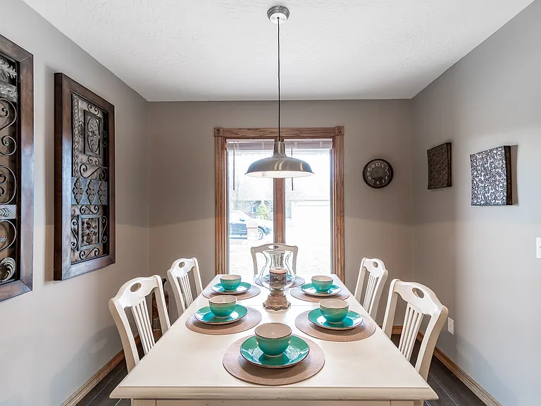 4707 S Kickapoo Ave — Photo 6