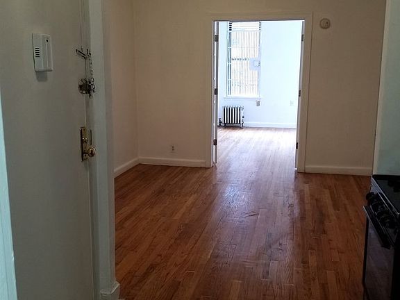 5th image of 99 Saint Marks Pl APT 1B
