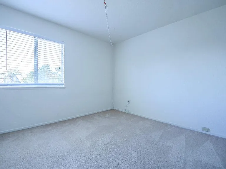 2193 Misquez Ln — Photo 12