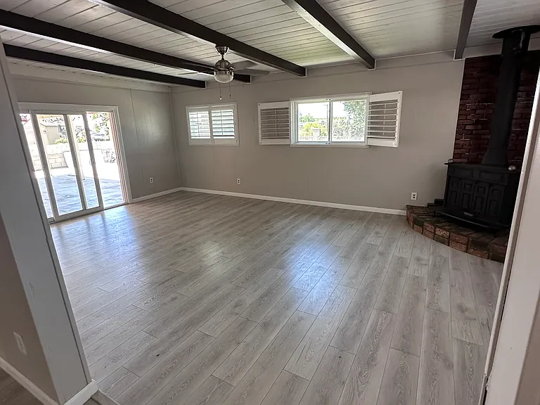 1444 Eckman Ave — Photo 7