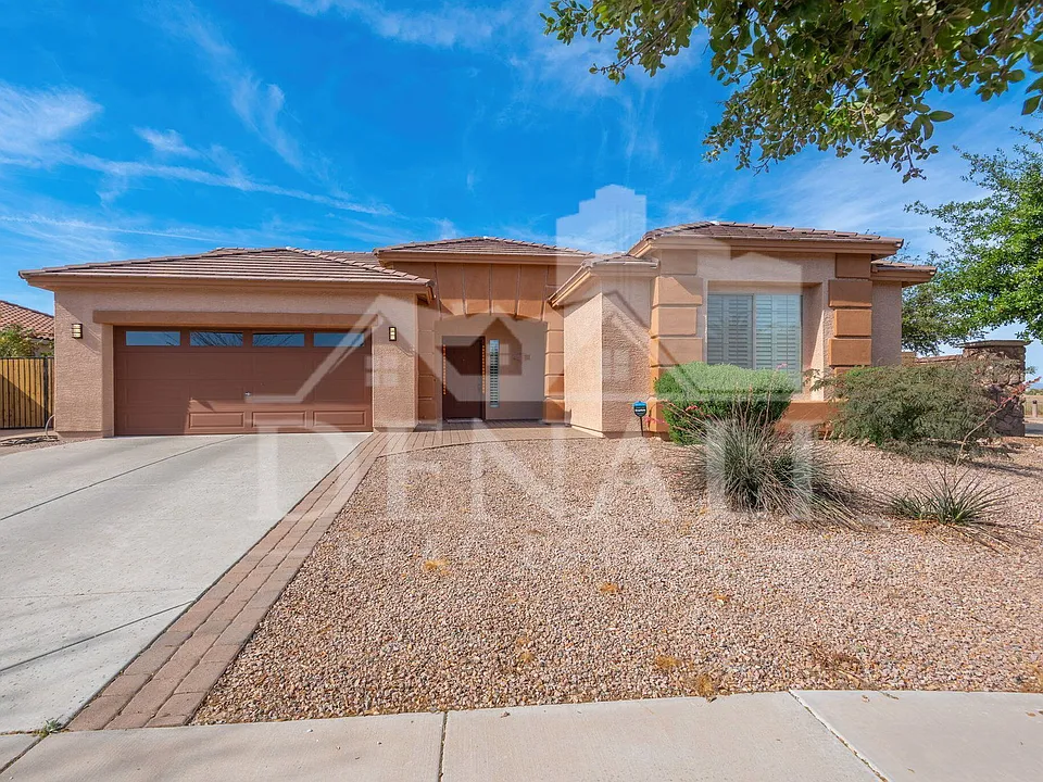 2881 E Tonto Dr