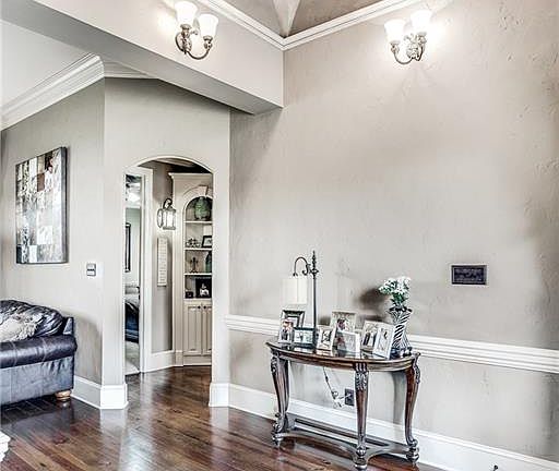 3rd image of 216 Macey Ln