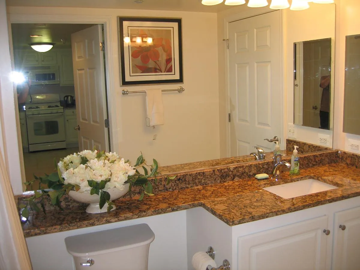 1 bed, 797 sqft, $2,250 — Photo 2