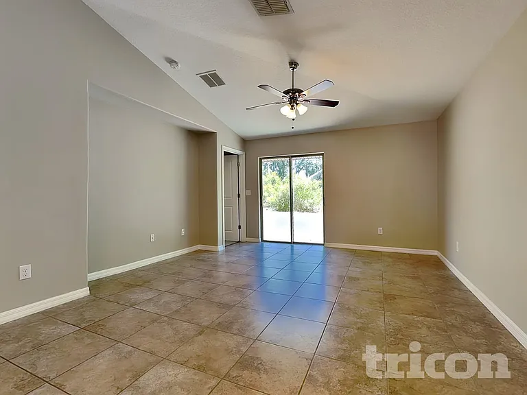 12739 Lemon Pepper Dr — Photo 16