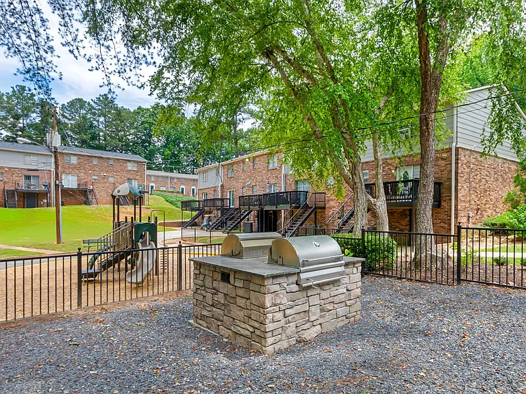 Crystal Grove Townhomes LLC — Photo 11