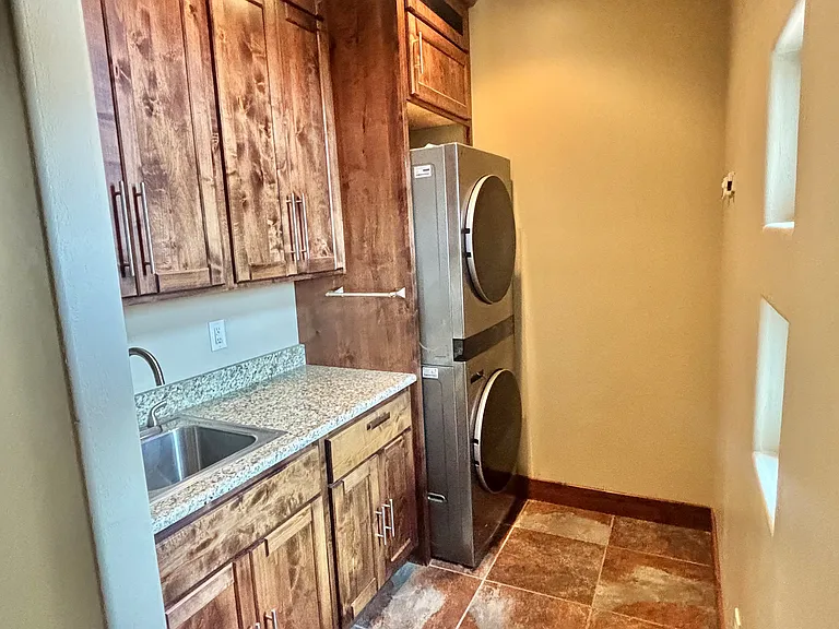 2290 S 1340 W — Photo 17