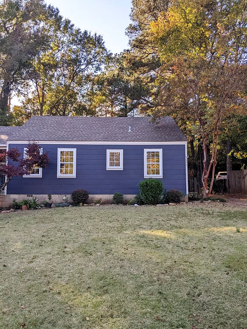 1 Bedroom 1 Bath Duplex in the Heart of Auburn — Photo 3