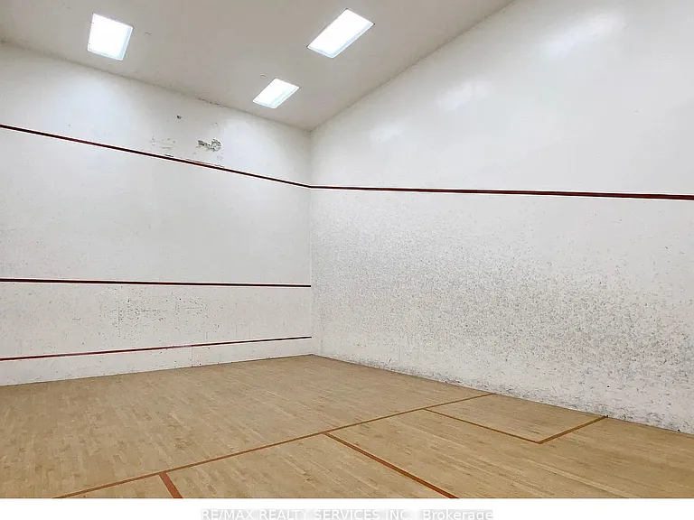 5785 Yonge St #207 — Photo 28