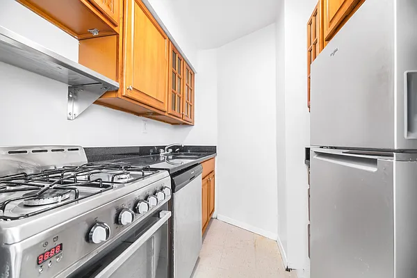 Rented by REAL New York | media 4