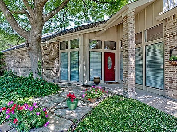 2nd image of 3717 Anatole Ct